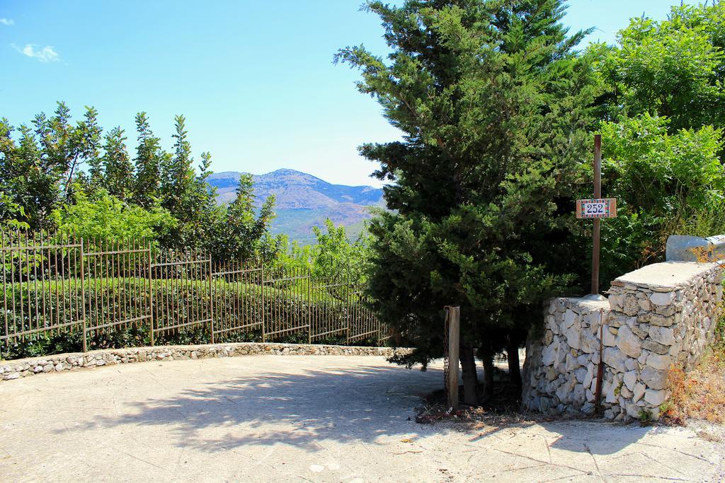 Casale Maddalena Villa Carini Eksteriør billede